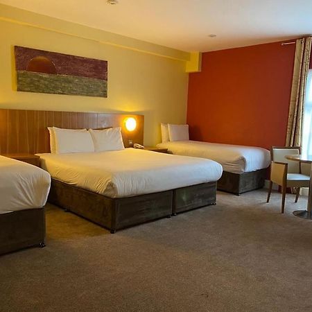 Central Hotel Tullamore Esterno foto