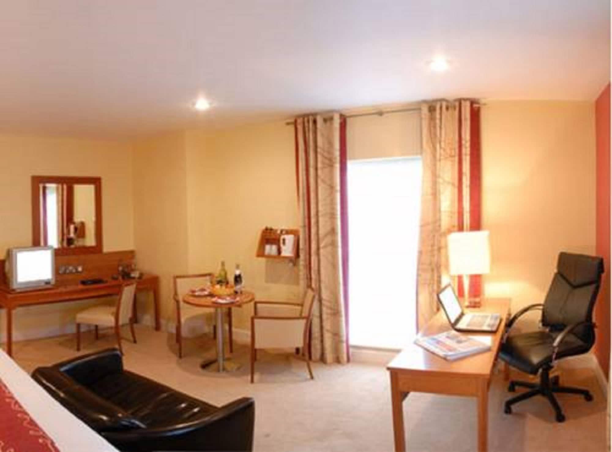 Central Hotel Tullamore Esterno foto