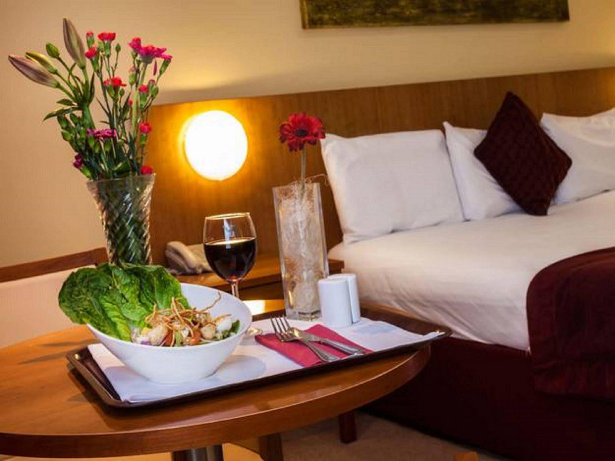 Central Hotel Tullamore Esterno foto